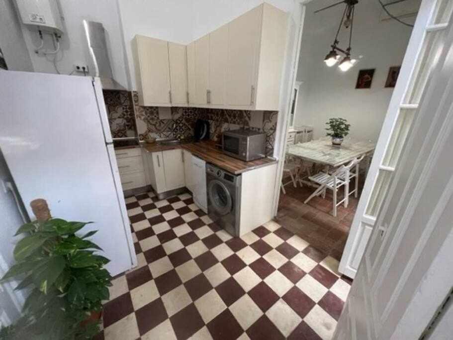 Casa Palacio Del Siglo XVIII En Centro Sevilla ภายนอก รูปภาพ