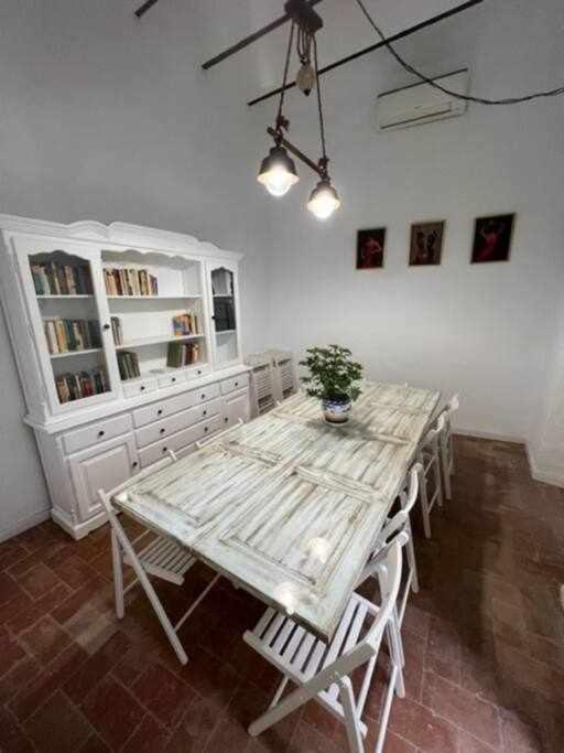 Casa Palacio Del Siglo XVIII En Centro Sevilla ภายนอก รูปภาพ